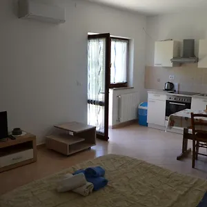 https://apartments-denis-porec.in-istria.net
